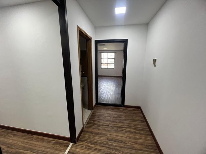 Oficina en arriendo en El Poblado, Medellín, 35 m² · foto 8 de 12