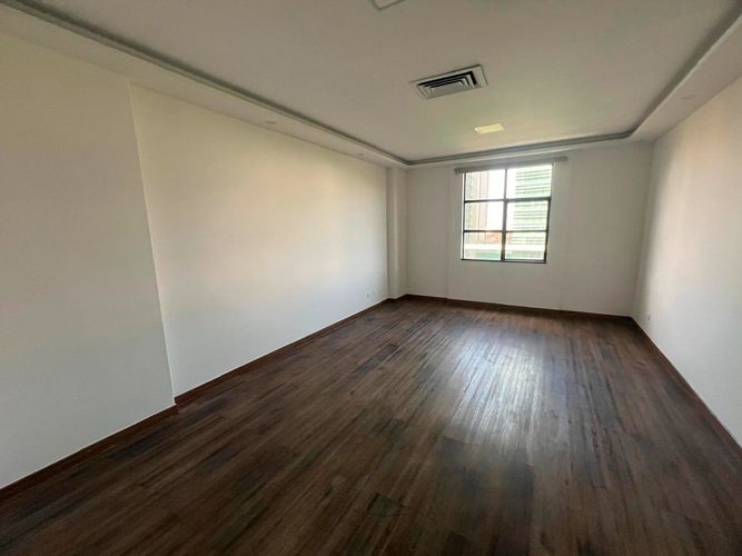 Oficina en arriendo en El Poblado, Medellín, 35 m² · foto 10 de 12
