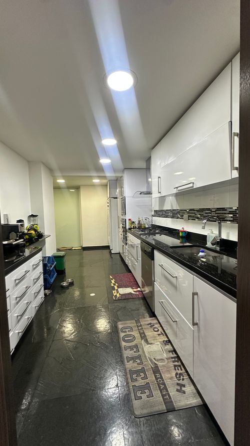 Apartamento de 3 alcobas en venta en Club De Los Lagartos, Bogotá, 131 m² · foto 6 de 24