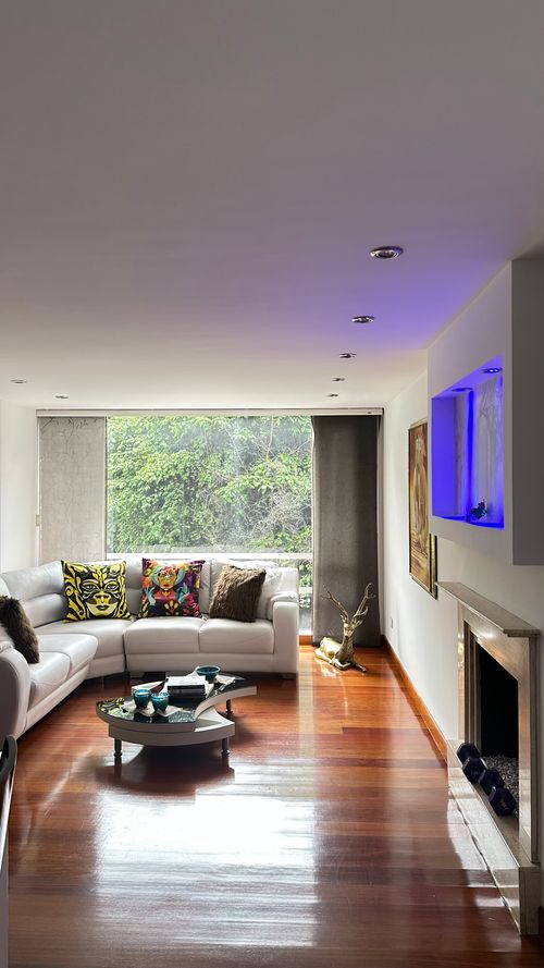 Apartamento de 3 alcobas en venta en Club De Los Lagartos, Bogotá, 131 m² · foto 3 de 24