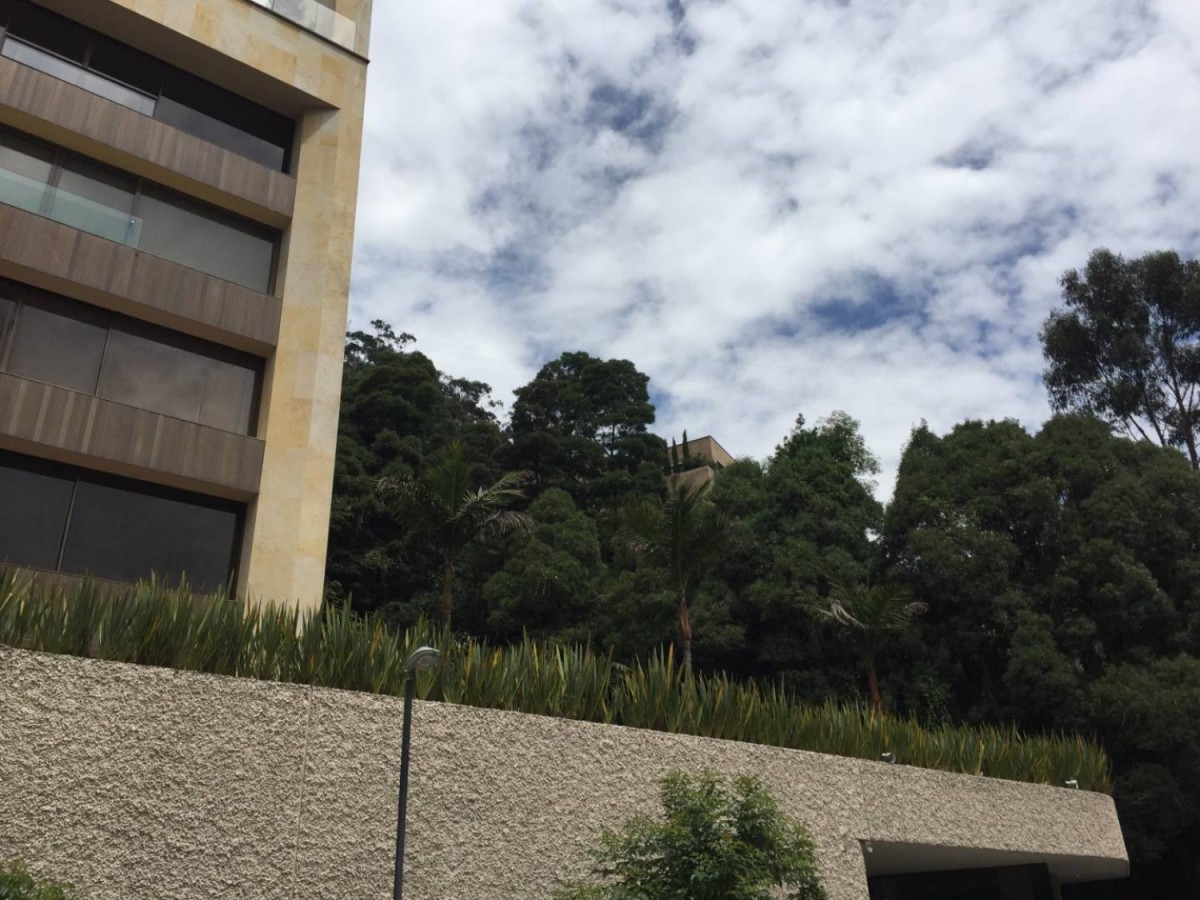 Apartamento en venta en Chicó Alto, Bogotá · foto 2 de 24