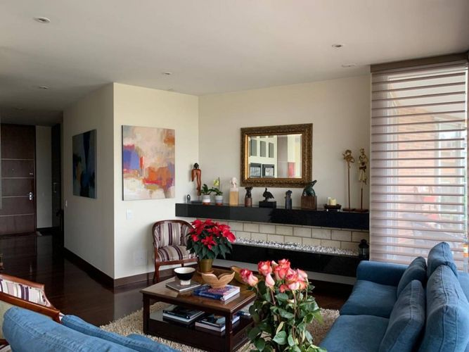 Apartamento de 2 alcobas en venta en El Refugio, Bogotá, 191 m² · foto 5 de 24