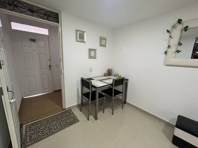 Apartamento de 3 alcobas en venta en Laureles, Medellín, 52 m² · foto 3 de 24