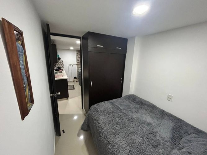 Apartamento de 3 alcobas en venta en Laureles, Medellín, 52 m² · foto 15 de 24