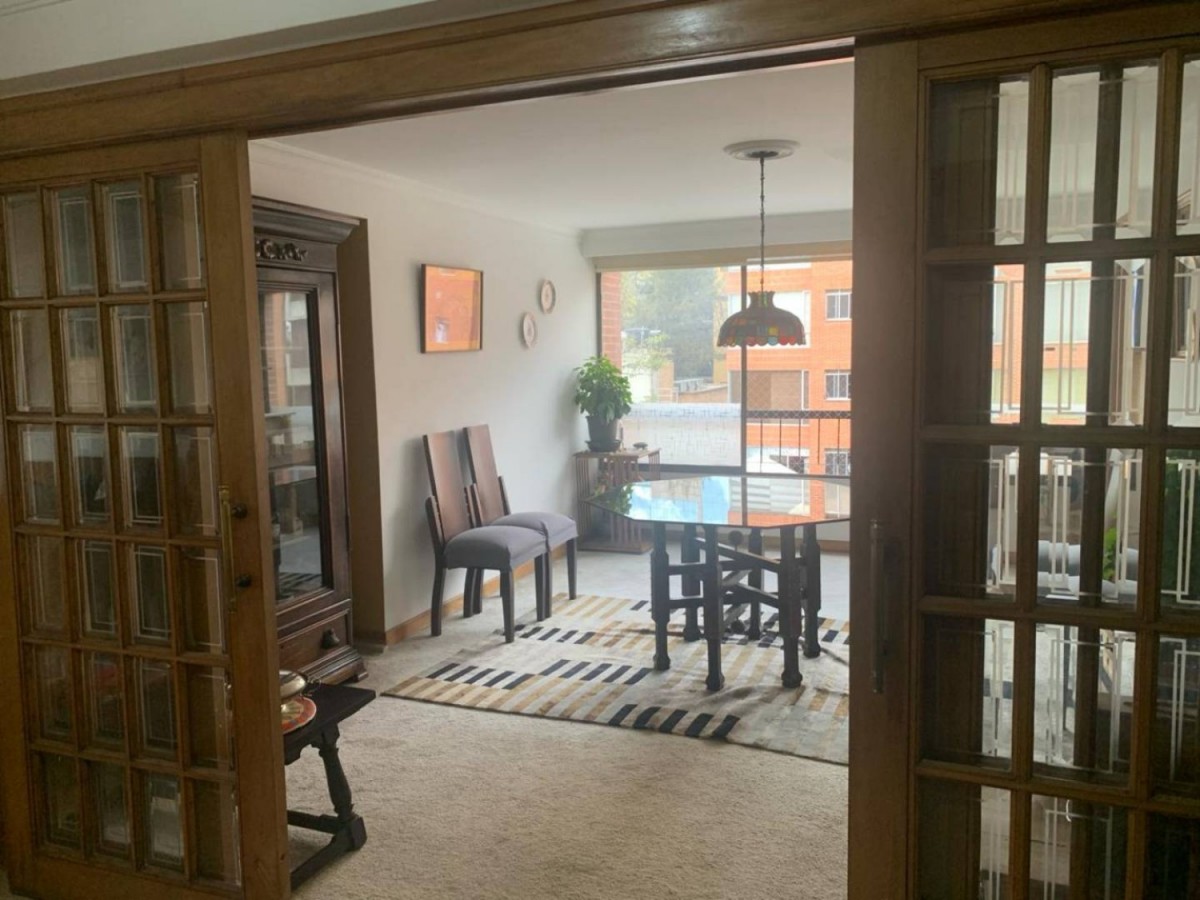 Apartamento en venta en Chicó Navarra, Bogotá · foto 2 de 22