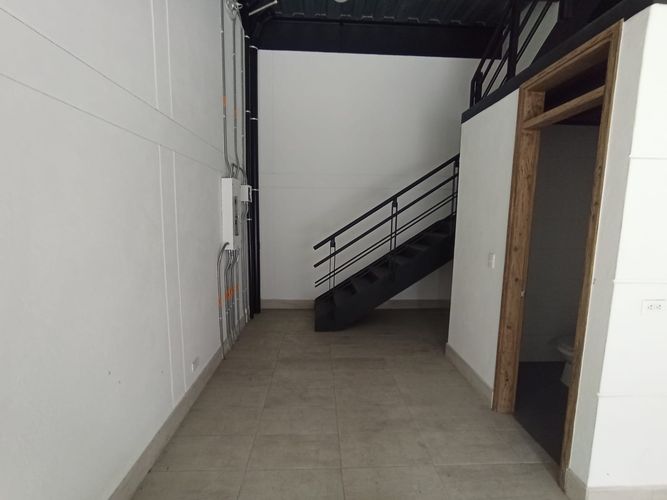 Local en arriendo en Mayorca, Sabaneta, 75 m² · foto 3 de 10