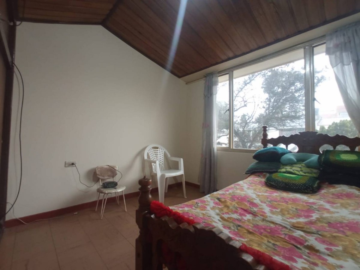 Casa en venta en Normandia, Bogotá · foto 9 de 21