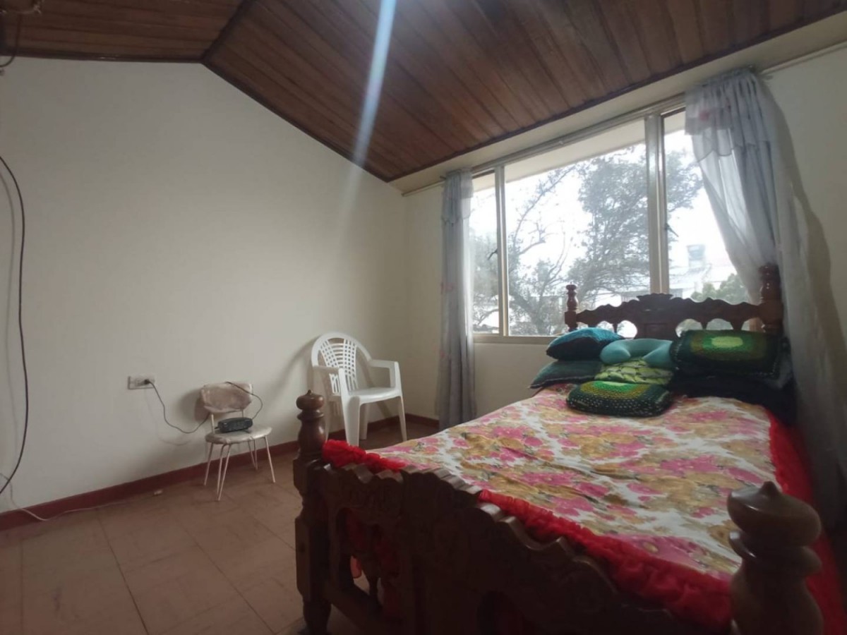 Casa en venta en Normandia, Bogotá · foto 10 de 21