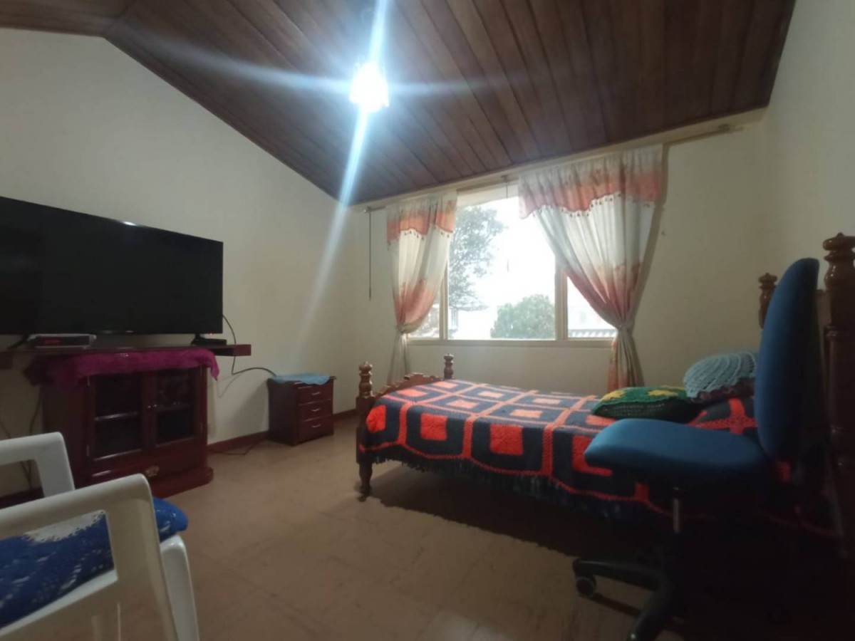 Casa en venta en Normandia, Bogotá · foto 12 de 21