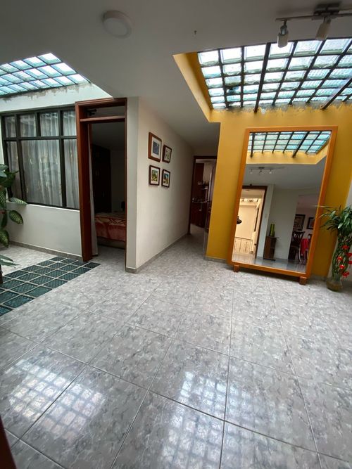 Casa de 16 alcobas en venta en Chile, Pasto, 422 m² · foto 17 de 18