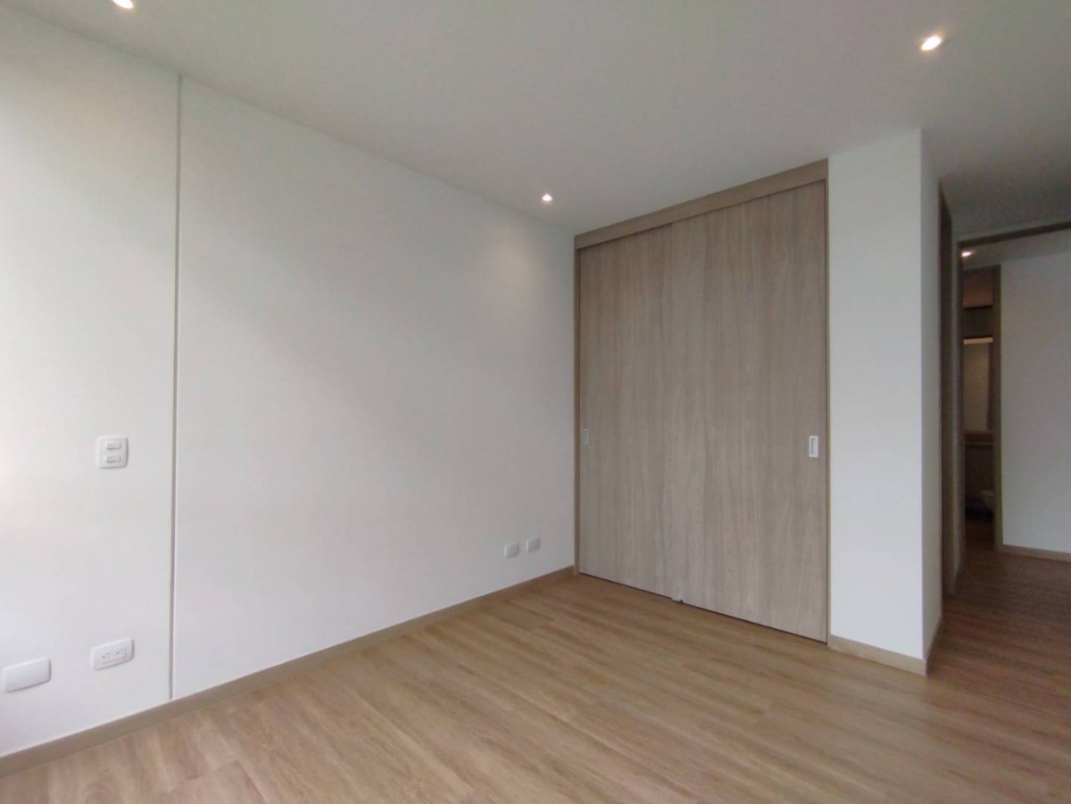 Apartamento en arriendo en Yarumal, Rionegro · foto 13 de 20
