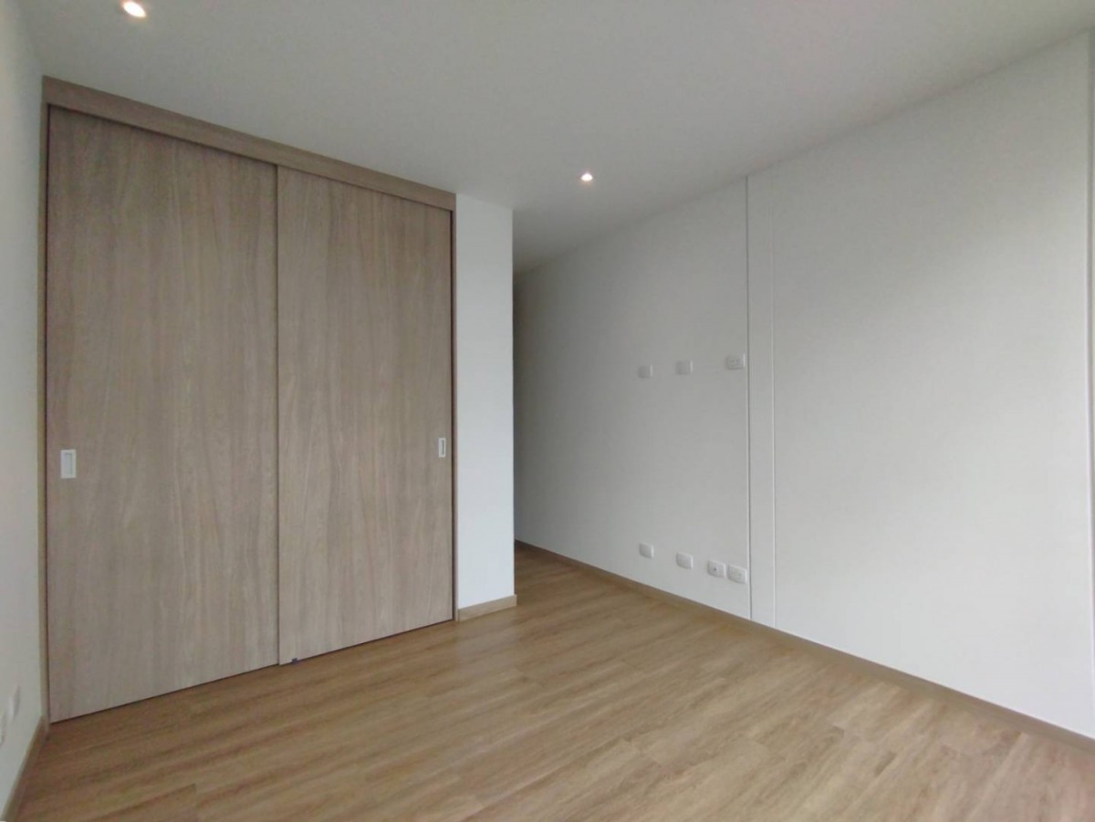 Apartamento en arriendo en Yarumal, Rionegro · foto 14 de 20