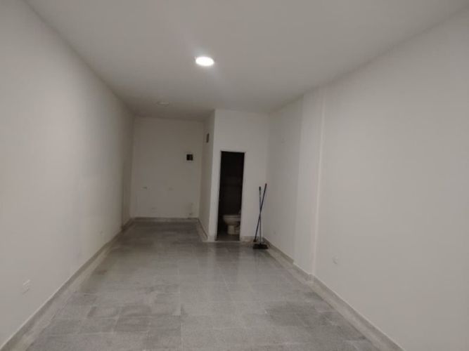 Local en arriendo en Los Angeles, Medellín, 35 m² · foto 2 de 6