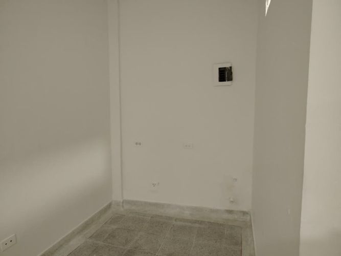 Local en arriendo en Los Angeles, Medellín, 35 m² · foto 4 de 6