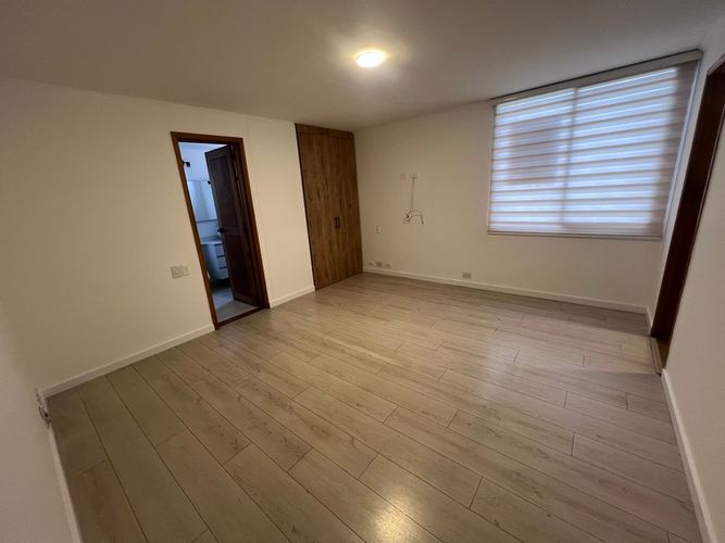 Apartamento de 3 alcobas en arriendo en El Poblado, Medellín, 115 m² · foto 5 de 10