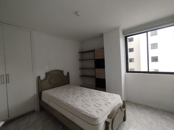 Apartamento de 4 alcobas en arriendo en El Poblado, Medellín, 143 m² · foto 3 de 20