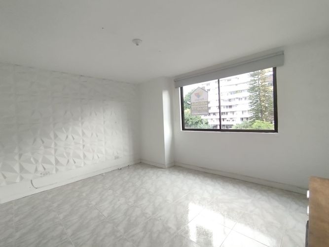 Apartamento de 4 alcobas en arriendo en El Poblado, Medellín, 143 m² · foto 10 de 20