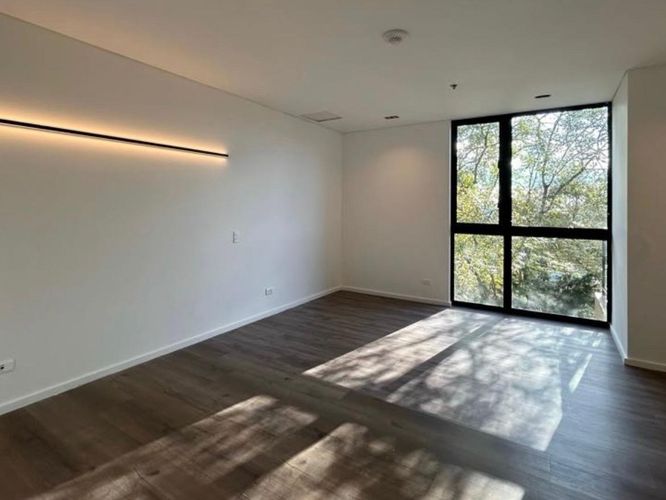 Apartamento de 2 alcobas en venta en Loma Del Chocho, Envigado, 200 m² · foto 5 de 12