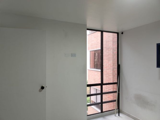 Apartamento de 3 alcobas en arriendo en El Poblado, Medellín, 117 m² · foto 11 de 16