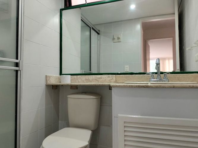 Apartamento de 3 alcobas en arriendo en El Poblado, Medellín, 117 m² · foto 15 de 16