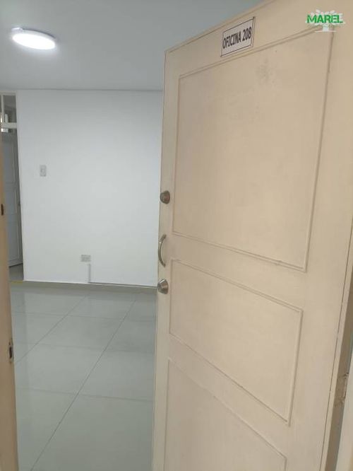 Local en arriendo en Parque Sucre, Armenia, 33 m² · foto 2 de 18