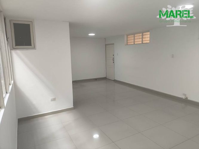 Local en arriendo en Parque Sucre, Armenia, 33 m² · foto 9 de 18
