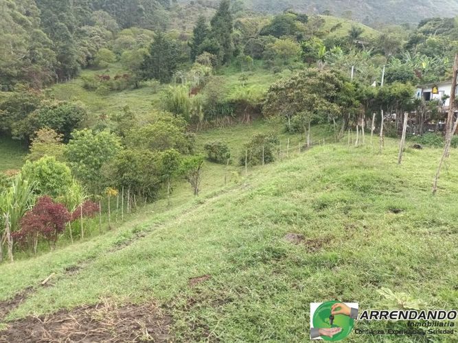 Lote en venta en Fontidue�O, Copacabana, 1002 m² · foto 16 de 23