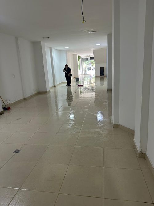 Local en arriendo en Monteazul, Sabaneta, 95 m² · foto 3 de 6