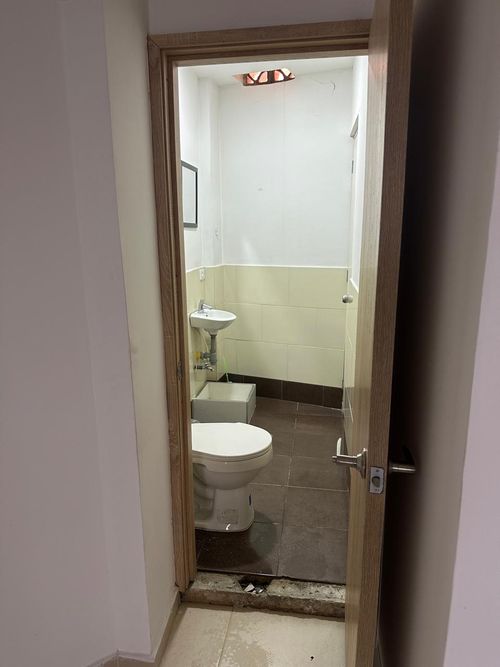 Local en arriendo en Monteazul, Sabaneta, 95 m² · foto 4 de 6