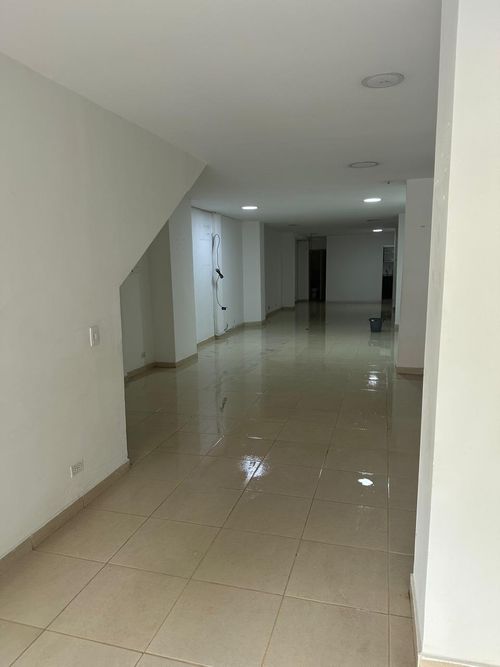 Local en arriendo en Monteazul, Sabaneta, 95 m² · foto 6 de 6