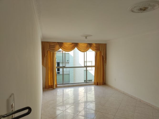 Apartamento de 3 alcobas en venta en Urbanizacion Altos De Cañaveral Iv Etapa, Floridablanca, 81 m² · foto 5 de 24