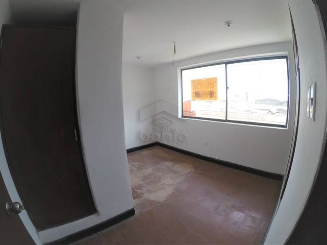 Apartamento de 5 alcobas en venta en Urb. Rosendo Garces, Montería, 166 m² · foto 3 de 16