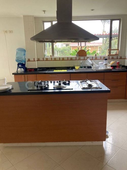 Casa de 4 alcobas en venta en Puente Peralta, Chía, 390 m² · foto 9 de 24