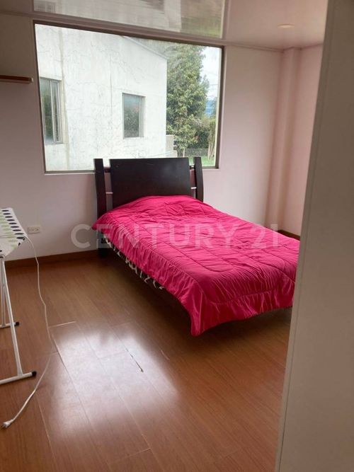 Casa de 4 alcobas en venta en Puente Peralta, Chía, 390 m² · foto 14 de 24