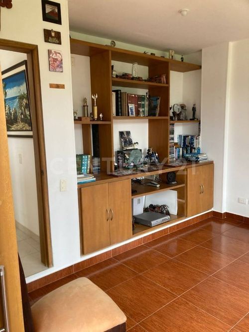Casa de 4 alcobas en venta en Puente Peralta, Chía, 390 m² · foto 15 de 24