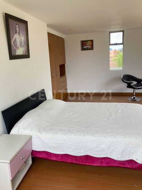 Casa de 4 alcobas en venta en Puente Peralta, Chía, 390 m² · foto 17 de 24