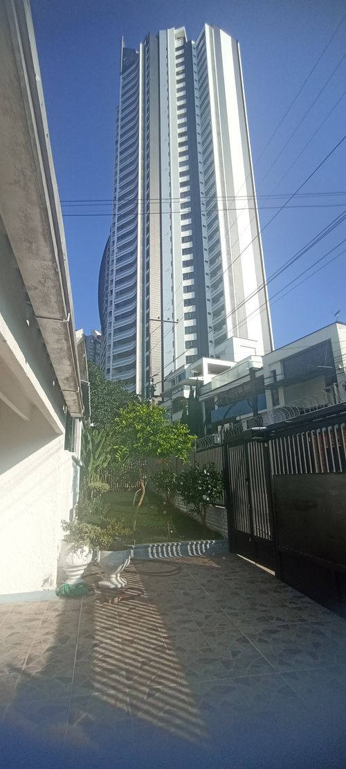 Casa de 10 alcobas en venta en Cabecera Del Llano, Bucaramanga, 479 m² · foto 5 de 24