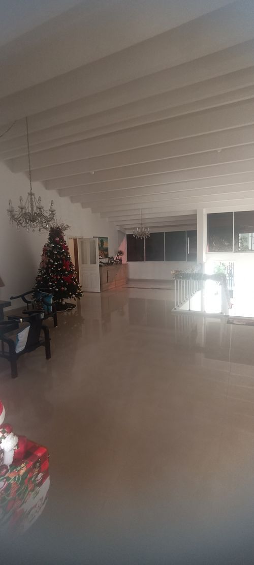 Casa de 10 alcobas en venta en Cabecera Del Llano, Bucaramanga, 479 m² · foto 7 de 24