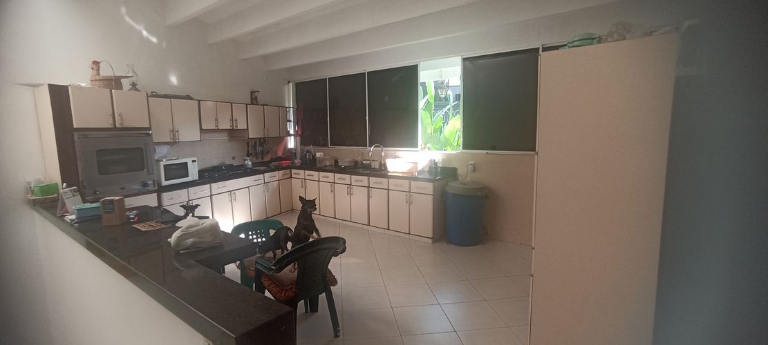 Casa de 10 alcobas en venta en Cabecera Del Llano, Bucaramanga, 479 m² · foto 12 de 24