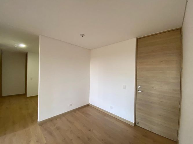 Apartamento de 3 alcobas en arriendo en Cuatro Esquinas, Rionegro, 78 m² · foto 4 de 14