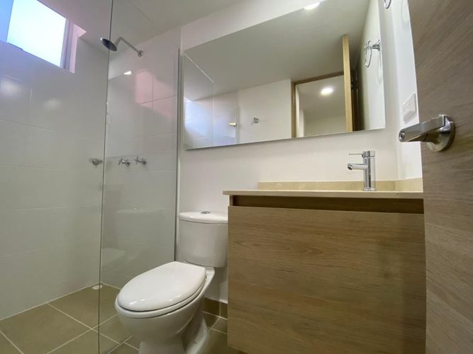 Apartamento de 3 alcobas en arriendo en Cuatro Esquinas, Rionegro, 78 m² · foto 10 de 14