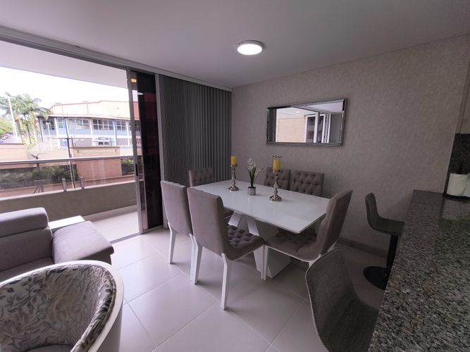 Apartamento de 2 alcobas en venta en La Flora, Cali, 90 m² · foto 7 de 24