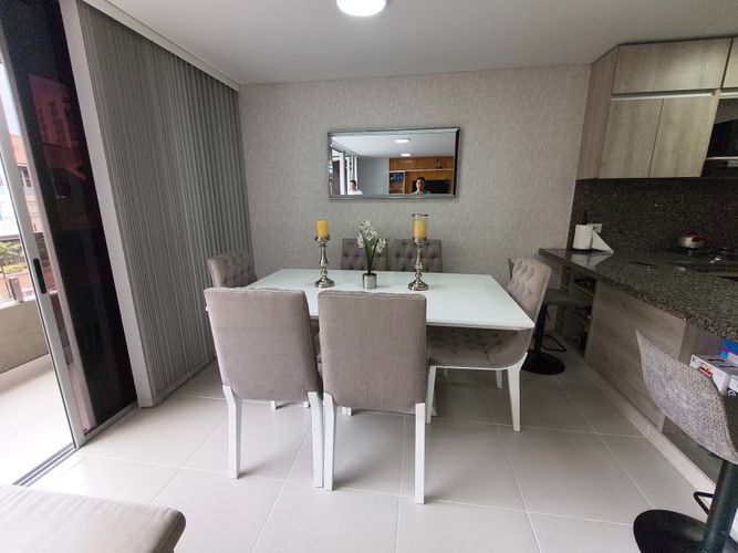 Apartamento de 2 alcobas en venta en La Flora, Cali, 90 m² · foto 8 de 24