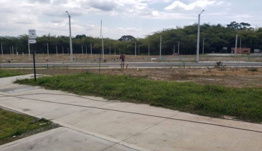 Lote en venta en El Estanquillo Bajo, Dosquebradas, 55 m² · foto 2 de 4