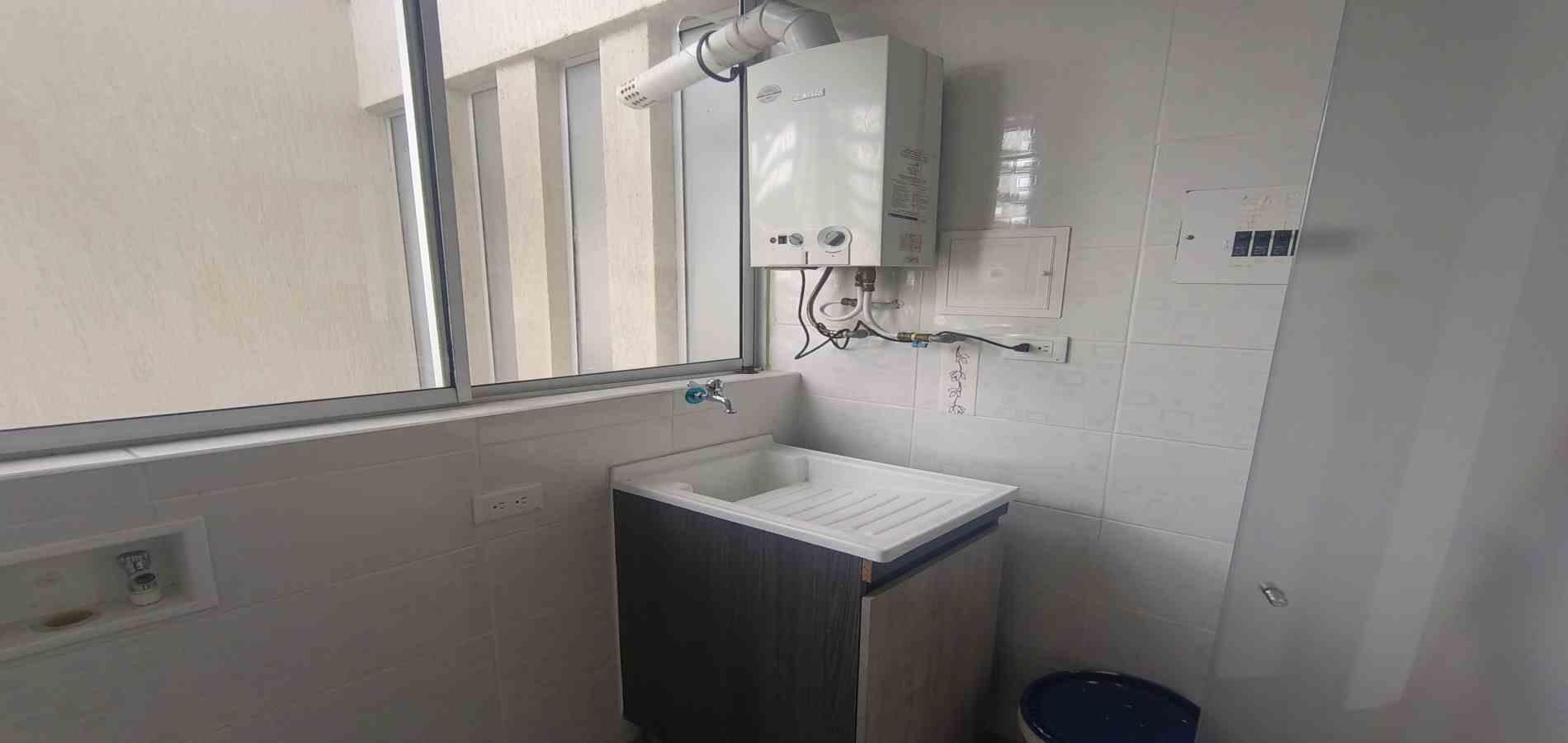 Apartamento en venta en La Camelia, Manizales · foto 12 de 24