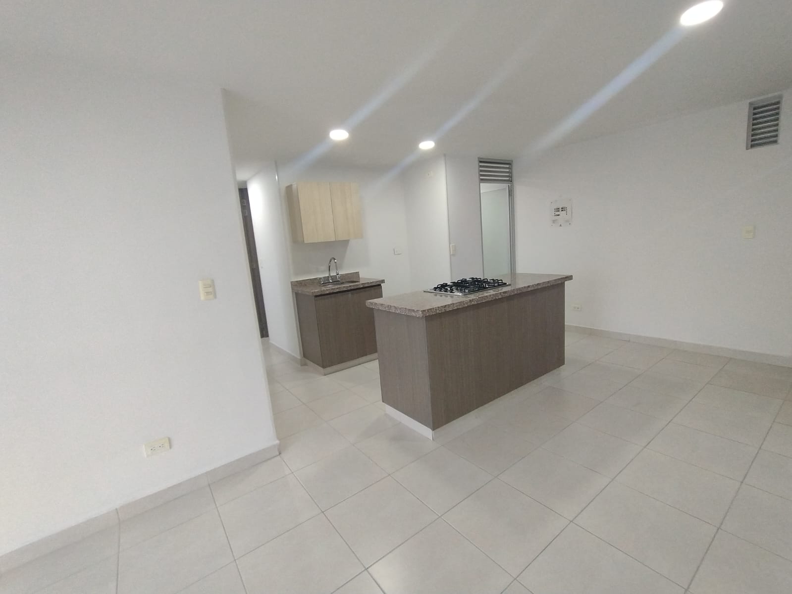 Apartamento en venta en Corbones, Armenia · foto 3 de 20