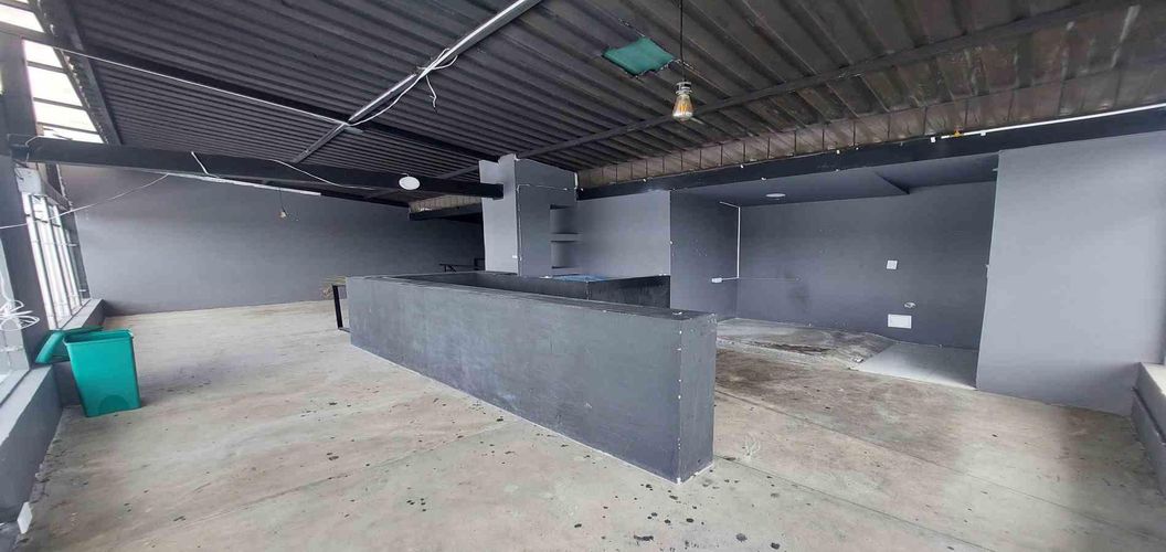 Local en arriendo en Rio Bamba, Armenia, 250 m² · foto 2 de 21
