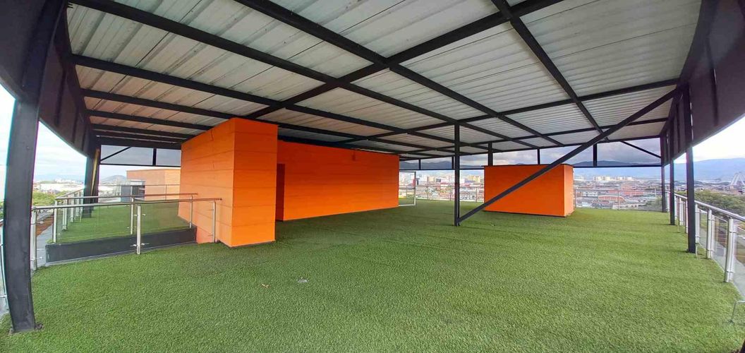 Edificio en venta en Arboleda Del Rio, Pereira, 2500 m² · foto 10 de 24