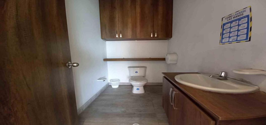 Edificio en venta en Arboleda Del Rio, Pereira, 2500 m² · foto 13 de 24