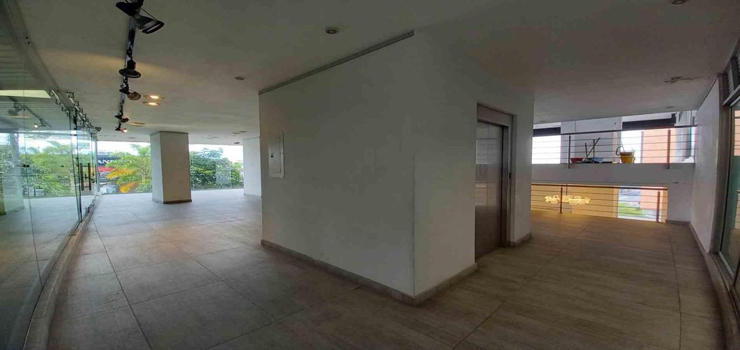 Edificio en venta en Arboleda Del Rio, Pereira, 2500 m² · foto 20 de 24